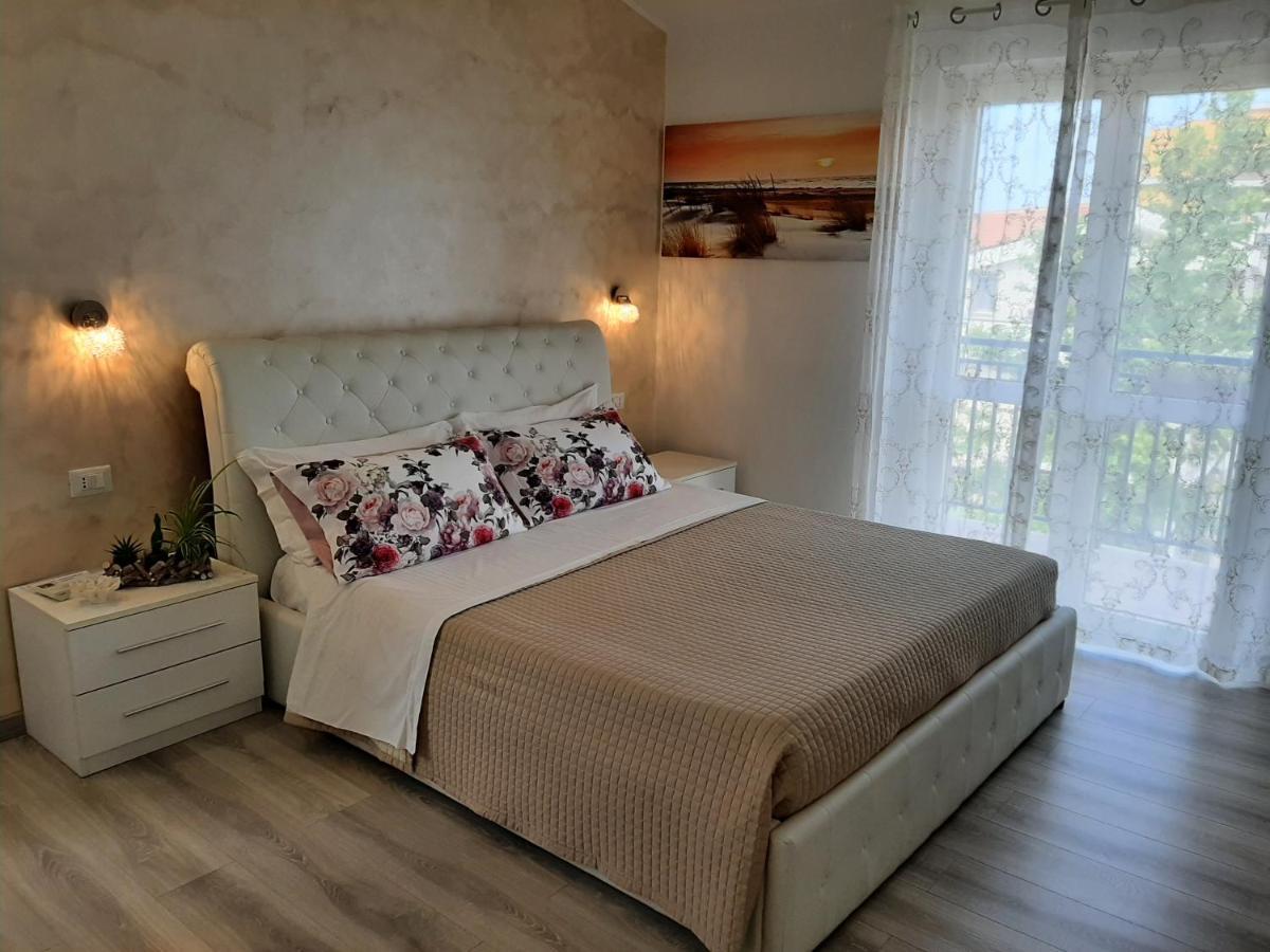 Viola Di Mare Rooms And Parking Termoli Kültér fotó