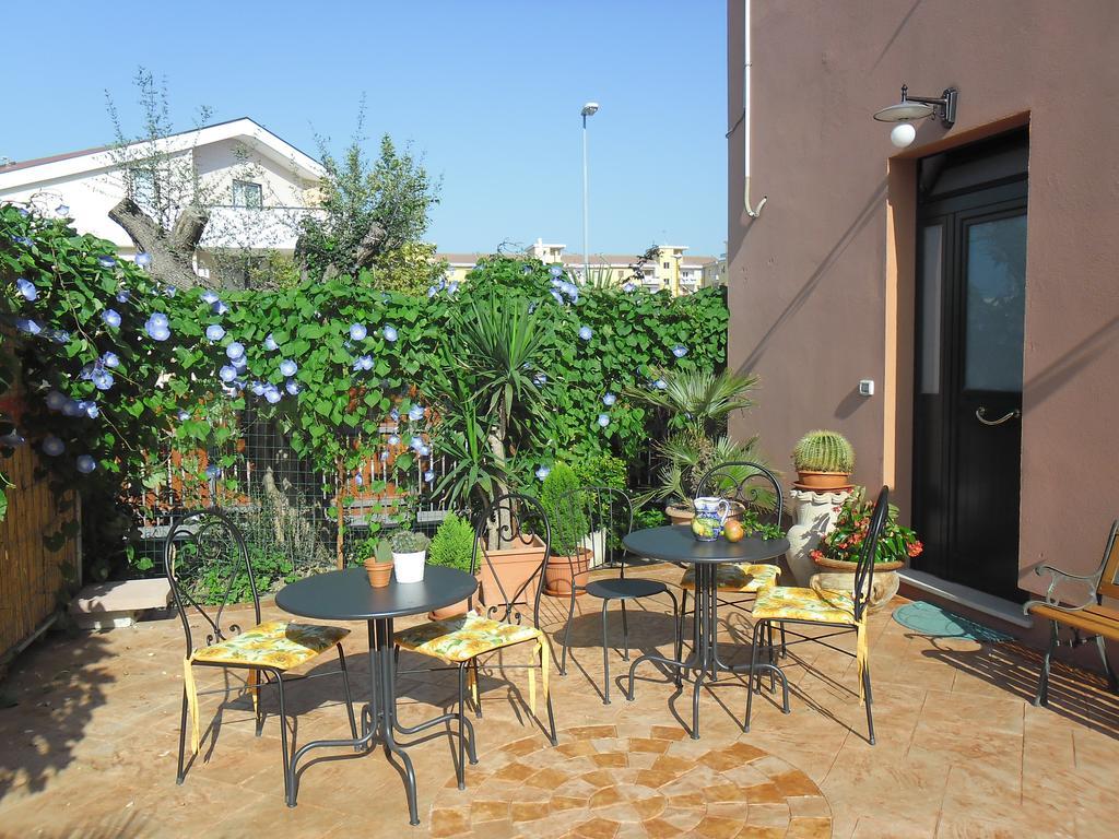 Viola Di Mare Rooms And Parking Termoli Kültér fotó