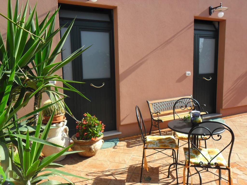 Viola Di Mare Rooms And Parking Termoli Kültér fotó